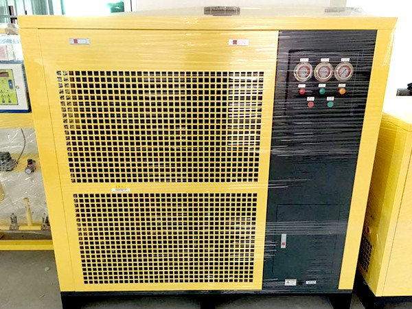德國臺(tái)航冷凍式高溫型冷干機(jī)