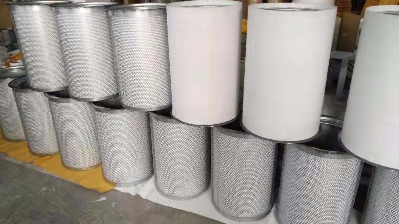 深圳螺桿空壓機(jī)廠家介紹“三濾”的更換方式方別是什么<div id= 深圳螺桿空壓機(jī)廠家介紹“三濾”的更換方式方別是什么?